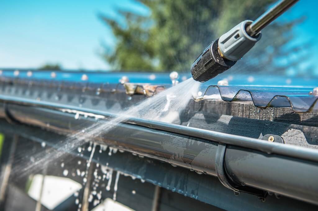 How to tell if you need new gutters