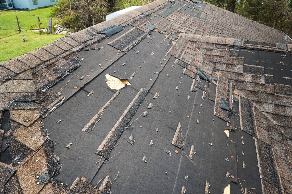 when to replace your asphalt shingles