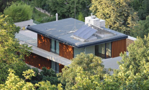 are flat roofs a good option for Pennsylvania weather